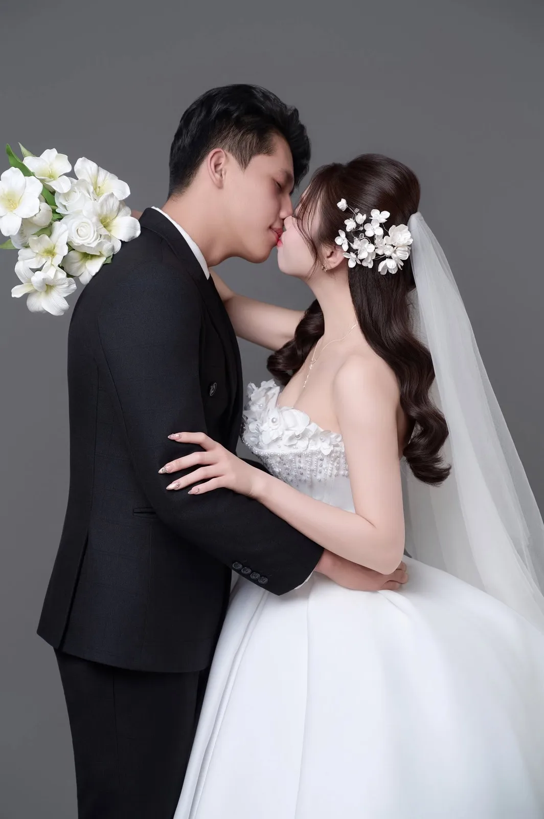 Ảnh cưới phong cách film cổ điển